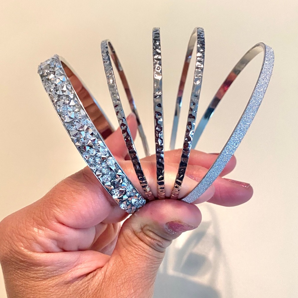 NWT💕 Icing Bangle Bracelets - Set of 5